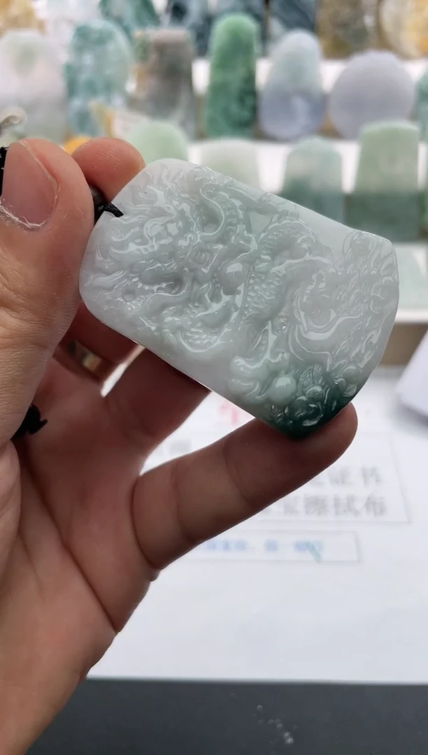 【闪购商品】翡翠颈饰未镶嵌..../1/21/ 290