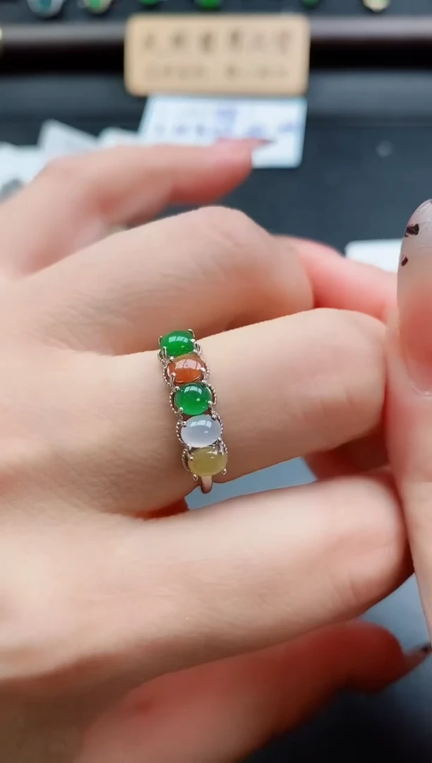 银S925镶嵌戒指翡翠1