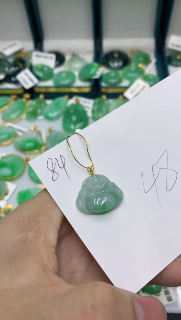 【闪购商品】翡翠颈饰18K金镶嵌翡翠