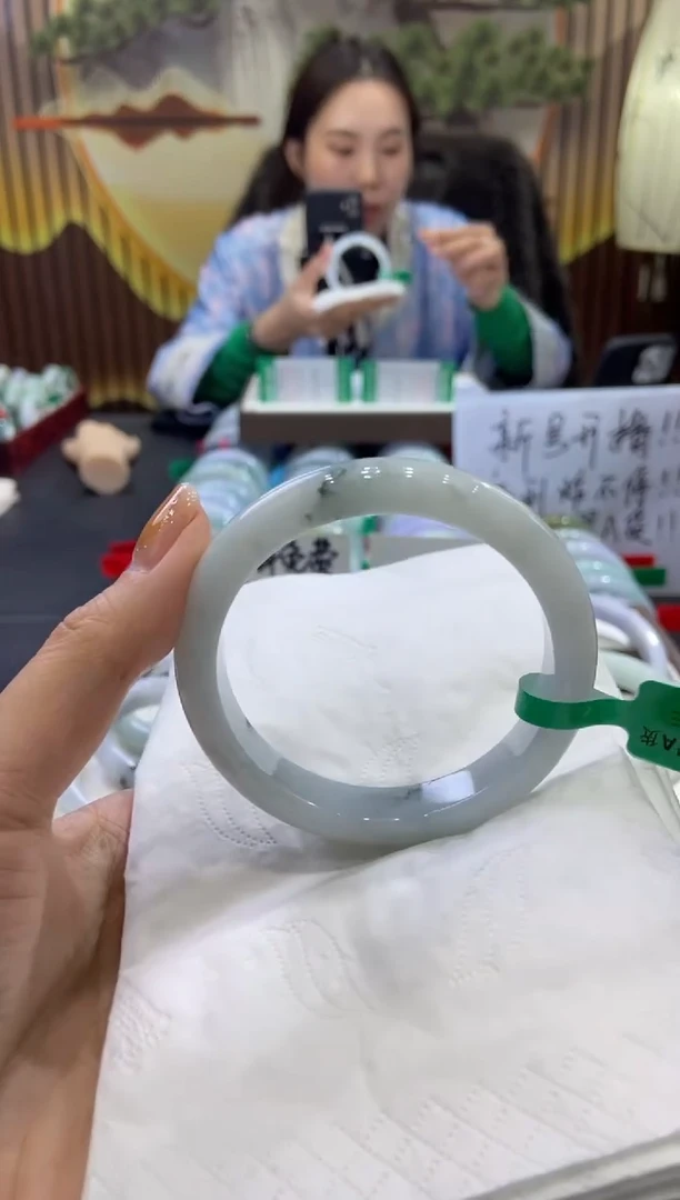 未镶嵌手镯翡翠0009106