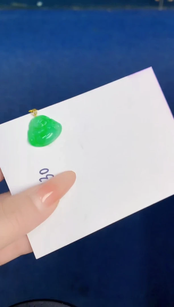 颈饰18K金镶嵌翡翠缅甸天然翡翠A货