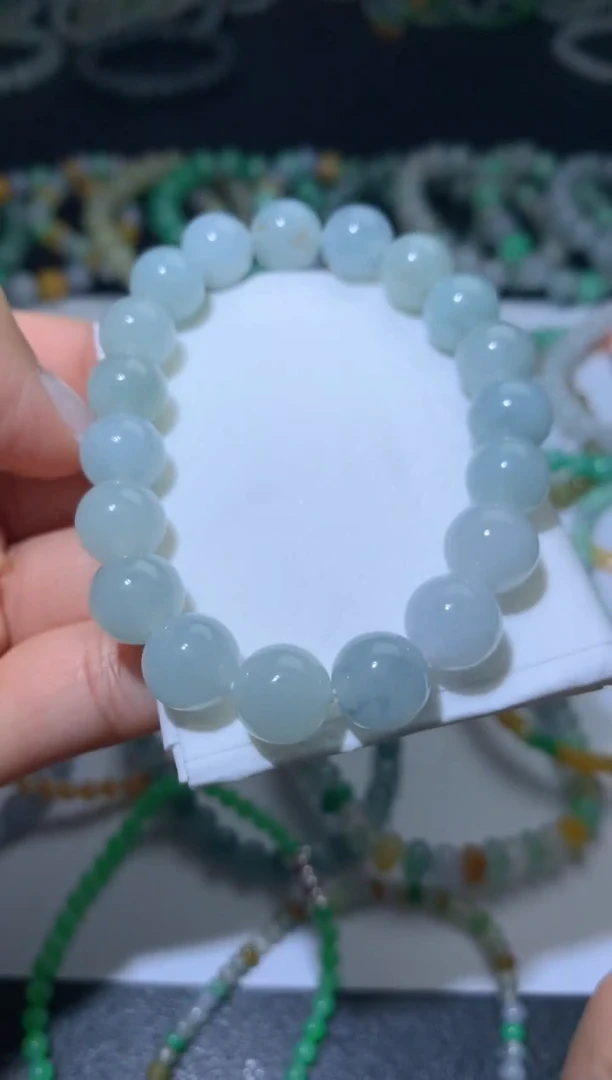 颈饰未镶嵌翡翠净货