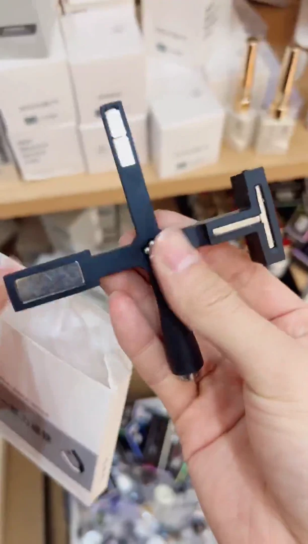 12  五合一超强磁铁2个