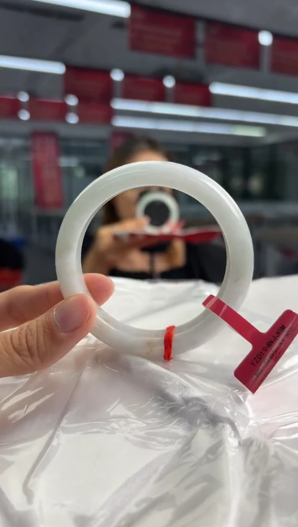 未镶嵌手镯翡翠翡翠手镯4