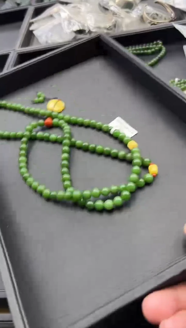 颈饰未镶嵌和田玉约8毫米