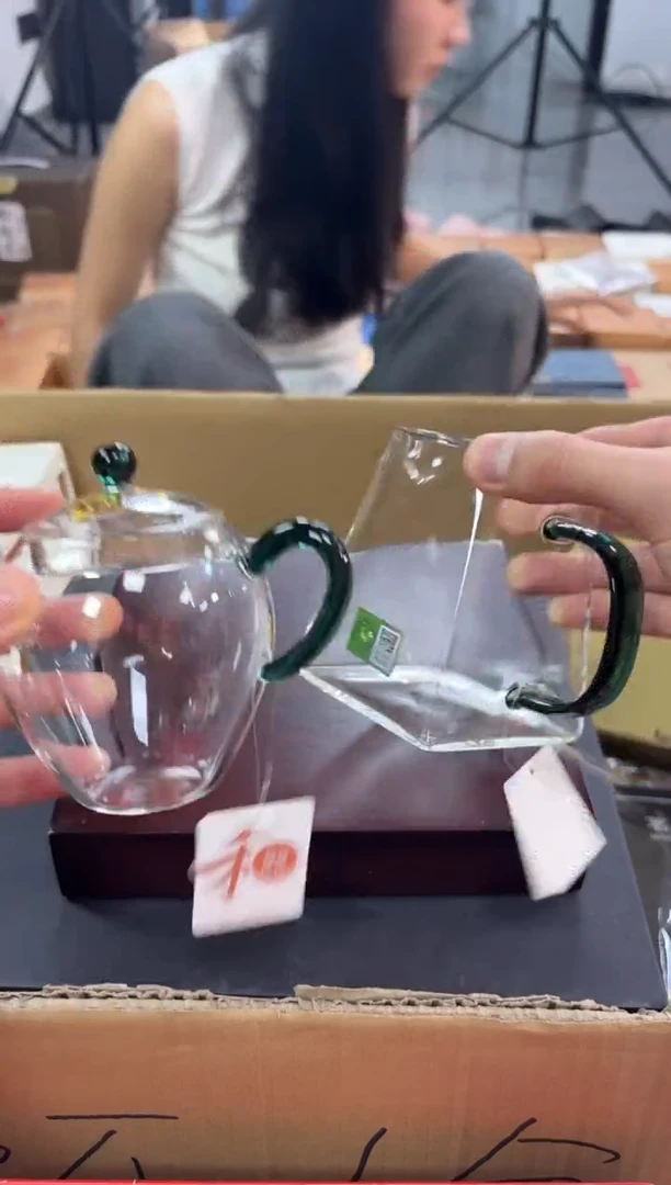 禾器-文巧壶-墨绿色+禾器瀚然墨绿