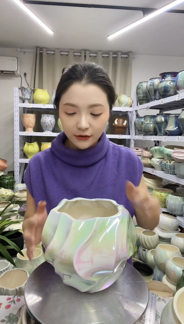 【12.4号】  花盆  高 ： 20   口：15