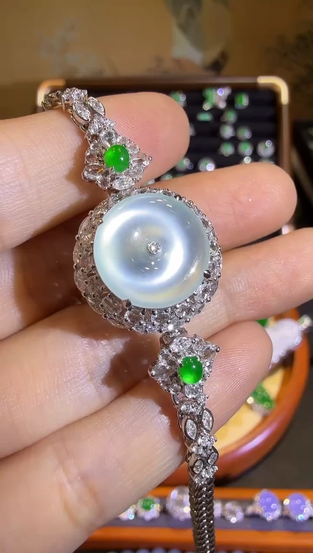 【闪购商品】翡翠戒指18K金镶嵌极光白平安扣手链戒指吊坠三用