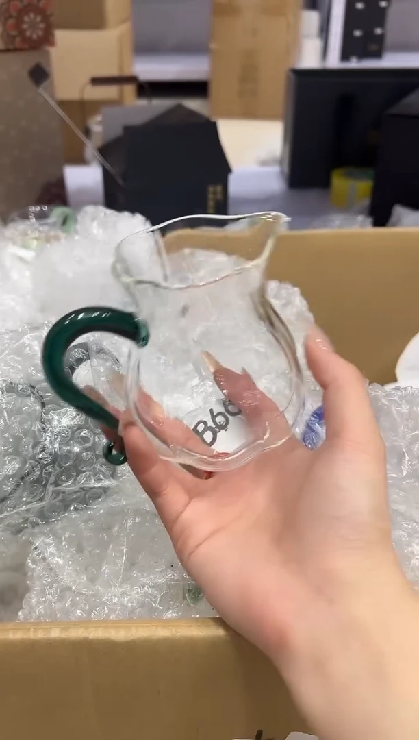 蔓延湖绿简易包装