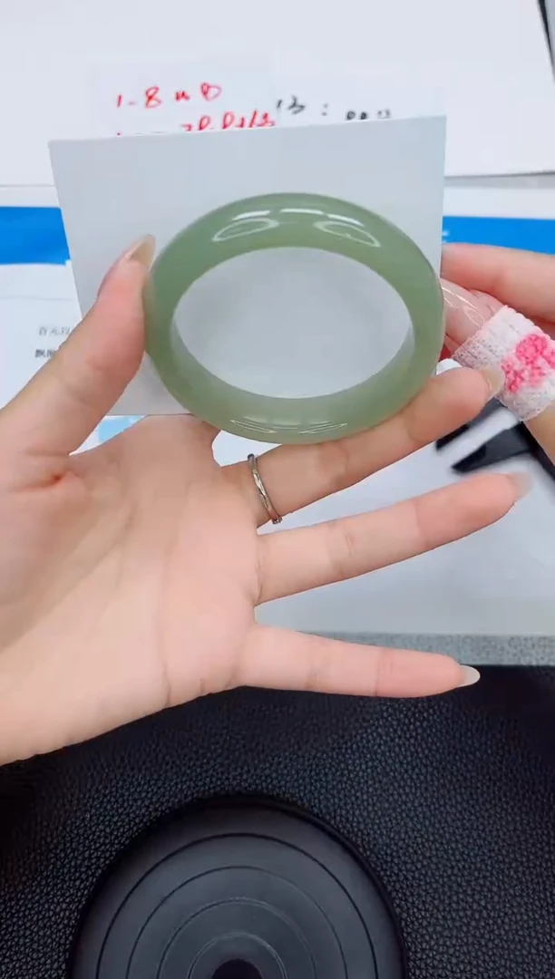 石英质玉手镯未镶嵌a90-54.7