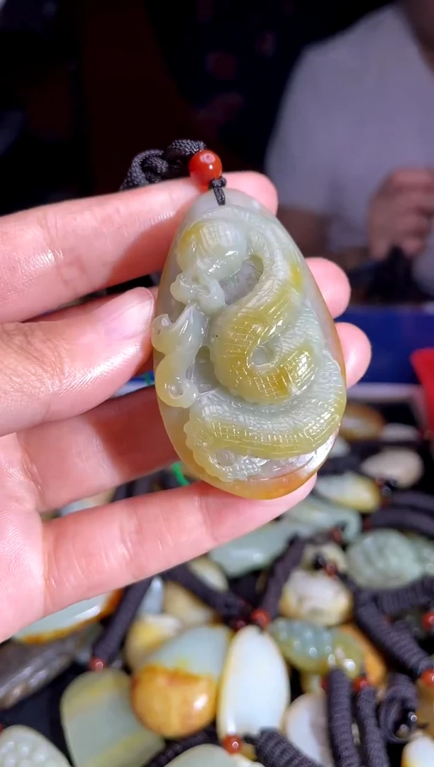 和田玉未镶嵌挂件0