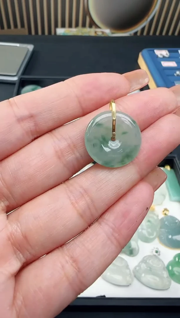 【闪购商品】翡翠颈饰18K金镶嵌TZG0120035