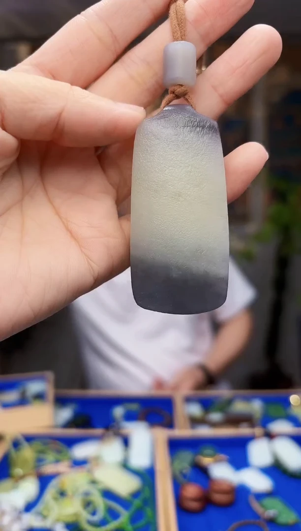 和田玉未镶嵌挂件拍一发一