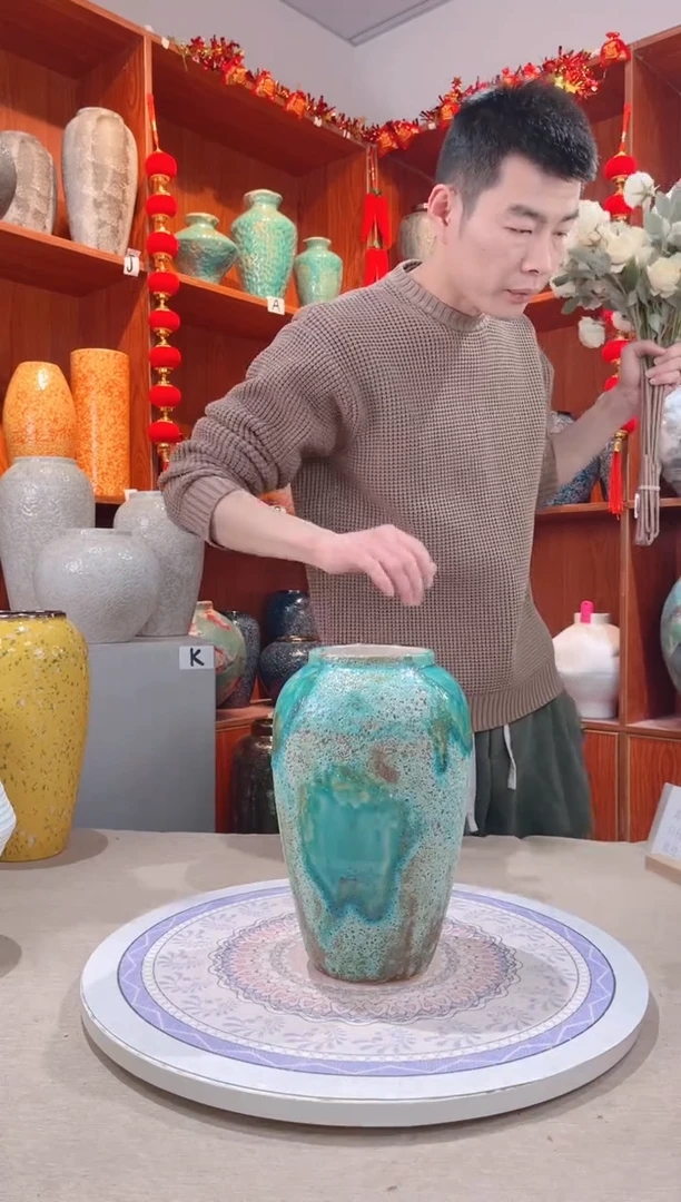 【闪购商品】瓶草原绿 中号 陶瓷花瓶 无花