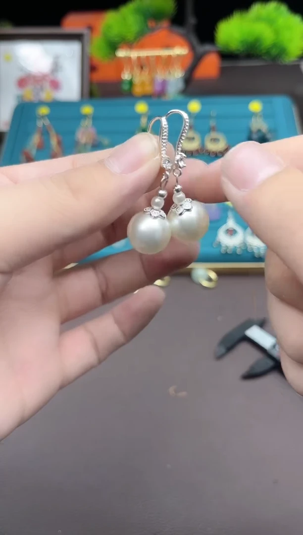 【闪购商品】拼合珍珠（马贝珠）耳饰银S925镶嵌218000