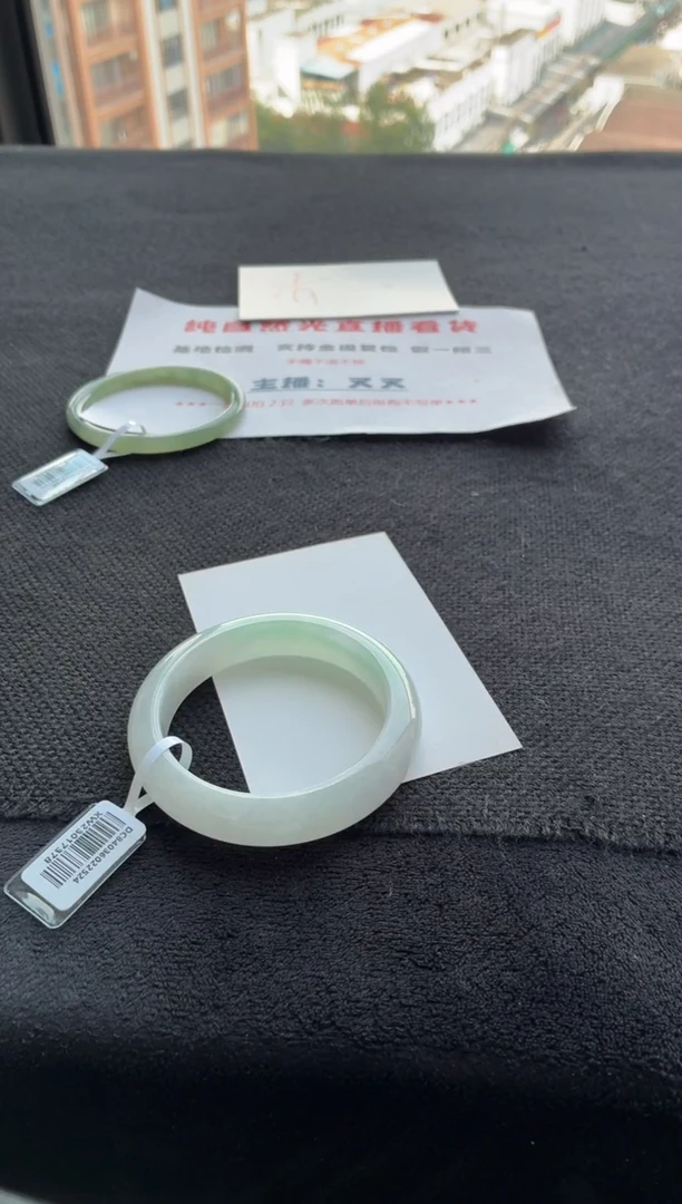 翡翠手镯未镶嵌买断价