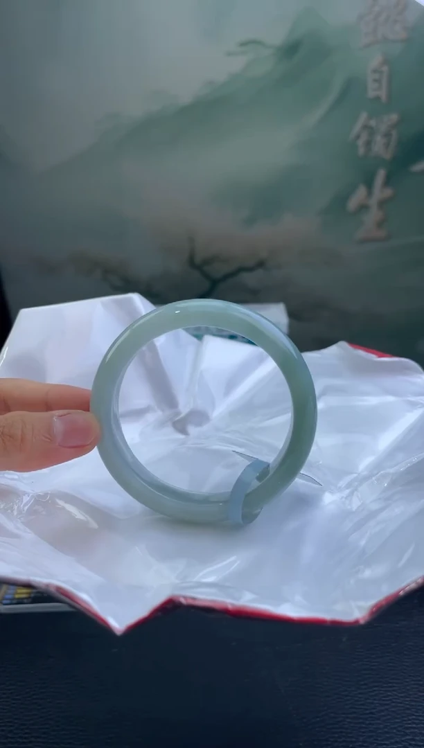 翡翠手镯未镶嵌6翡翠手镯