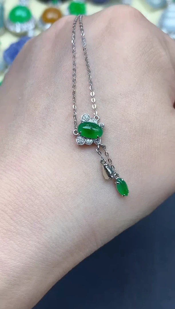 颈饰18K金镶嵌翡翠458-中国好珍宝