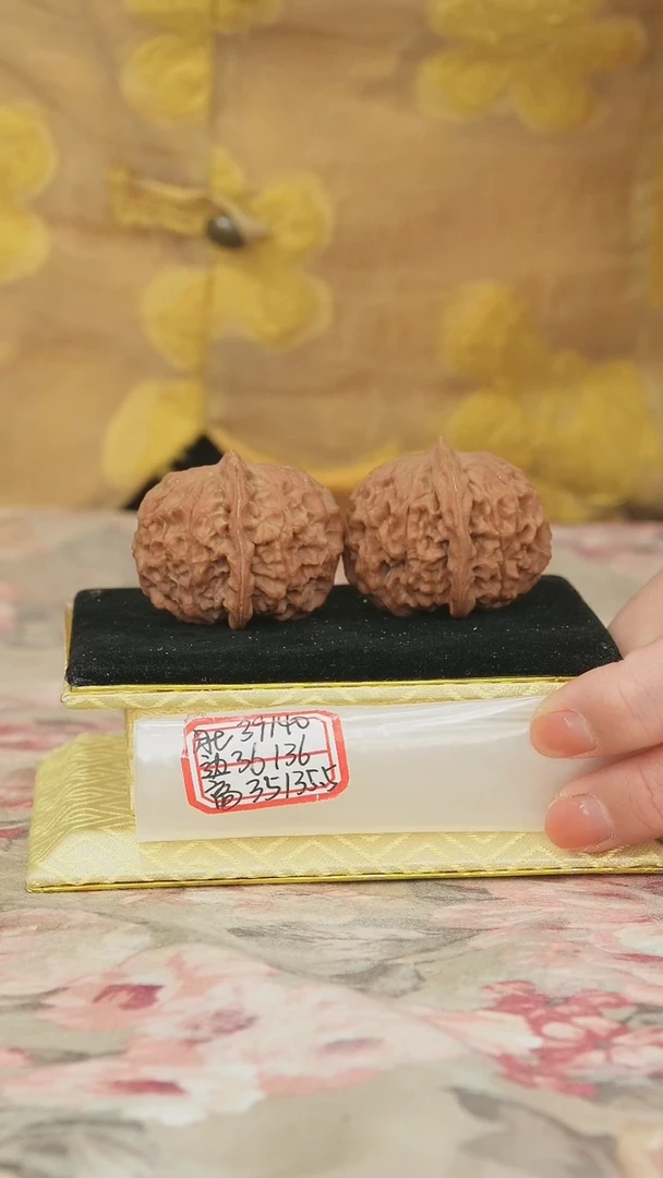 把件文玩核桃非嫁接元宝