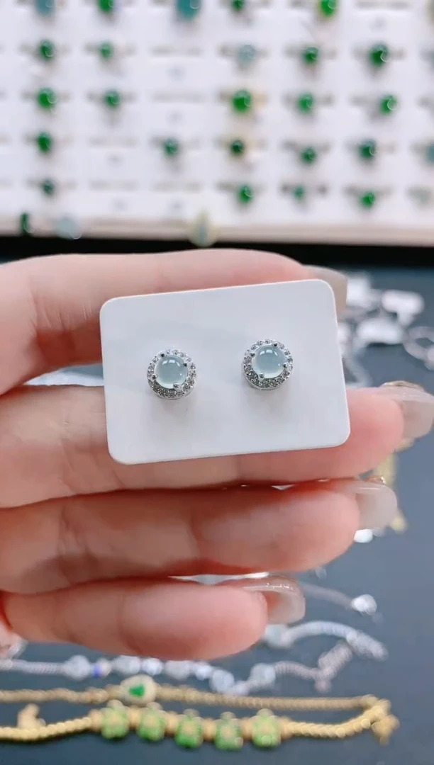 【闪购商品】翡翠耳饰银S925镶嵌天然翡翠