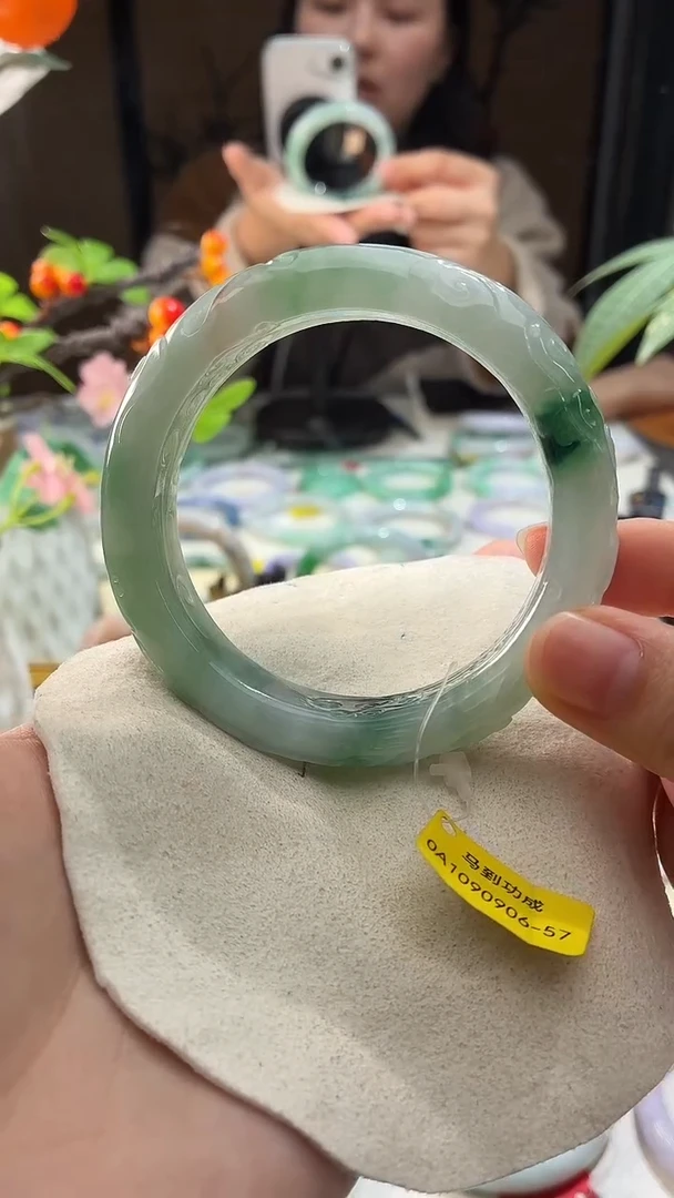 未镶嵌手镯翡翠38  翡翠手镯 57