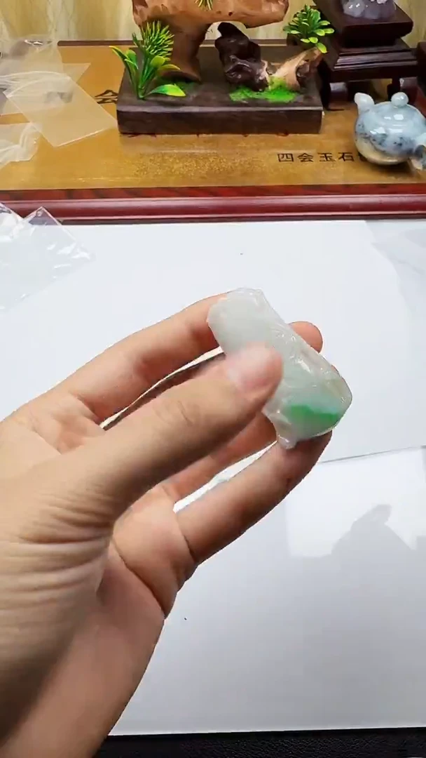 吊坠(不含链)未镶嵌翡翠1