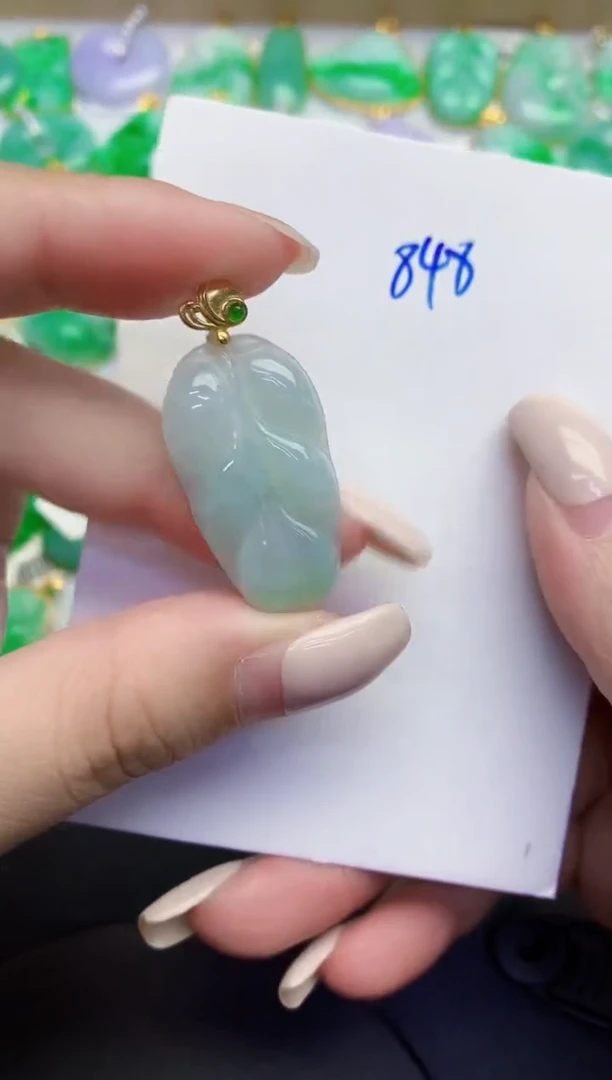 颈饰未镶嵌翡翠缅甸天然翡翠A货