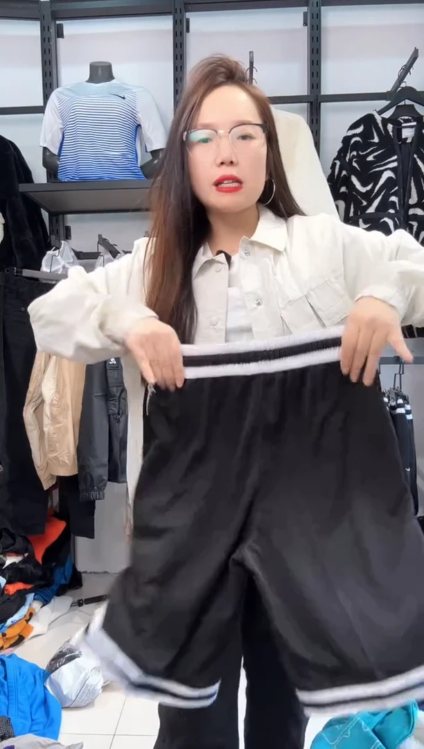 2118编码  瑕疵直播间过款为准 尺码S