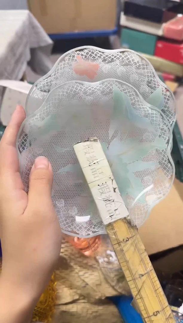 手工艺品玻璃有**待203