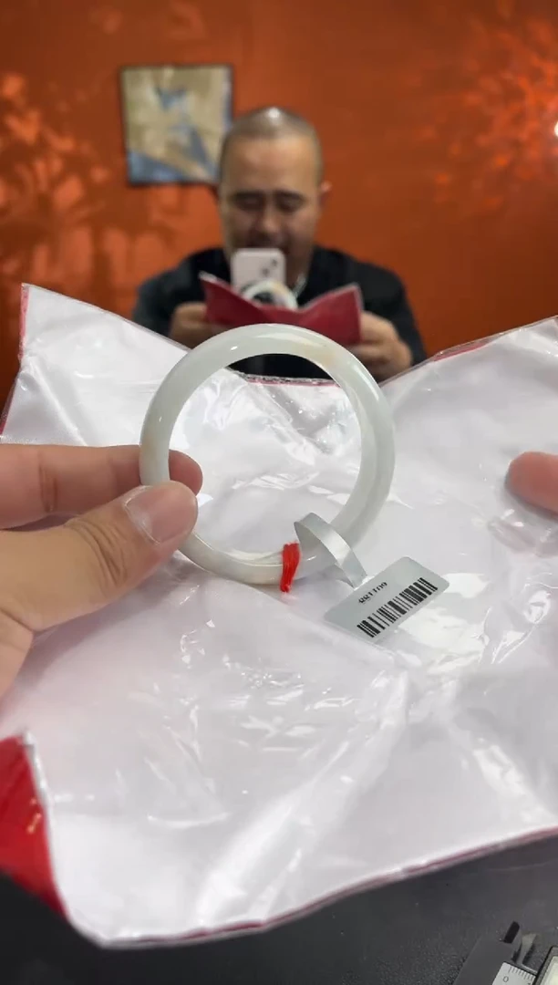 未镶嵌手镯翡翠14