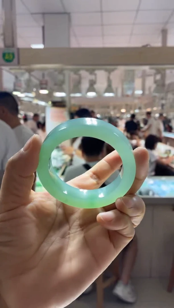未镶嵌手镯定制翡翠定金