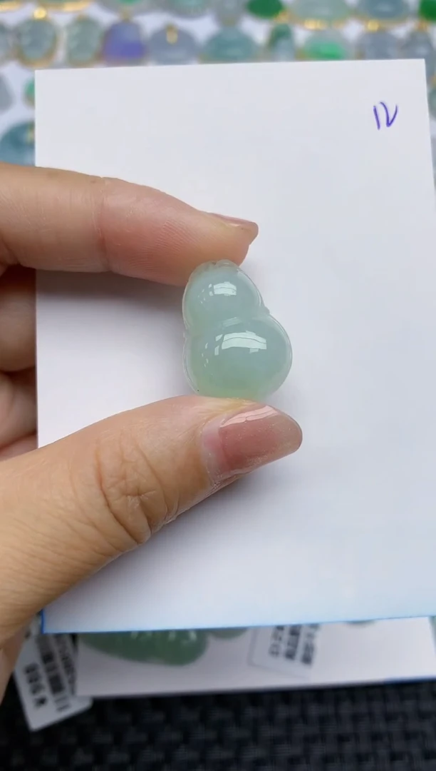 【闪购商品】翡翠颈饰未镶嵌天然A货翡翠