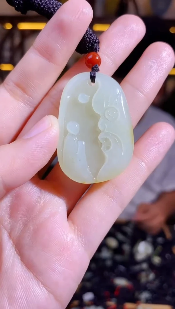 颈饰未镶嵌和田玉1