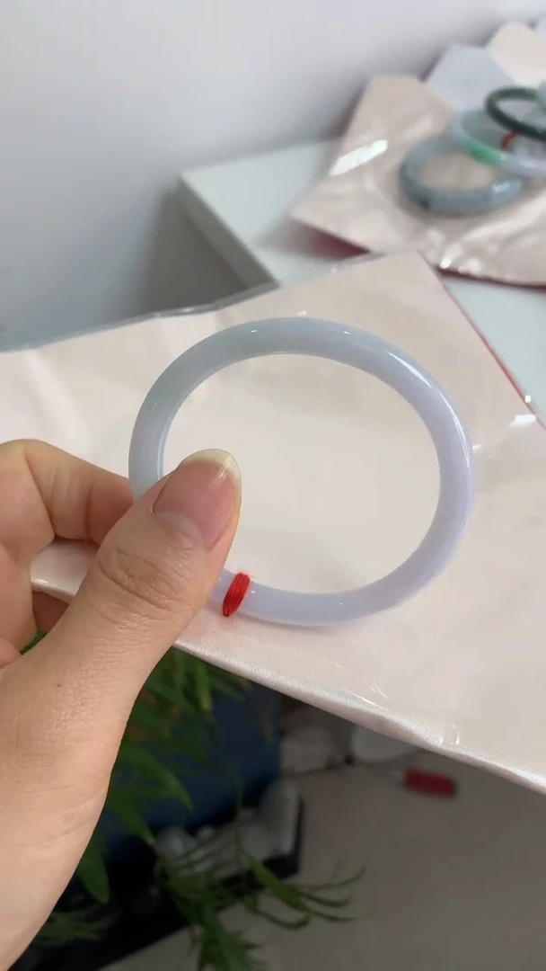 未镶嵌手镯翡翠53.9贵妃圆淡紫