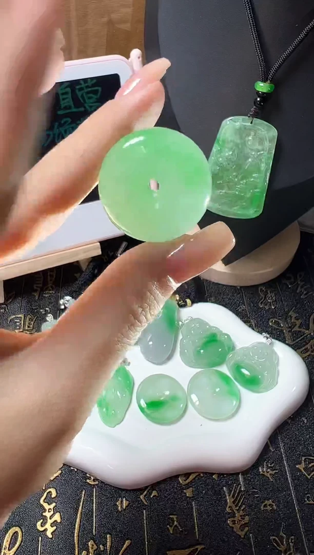 颈饰未镶嵌翡翠所见即所得，一图一物