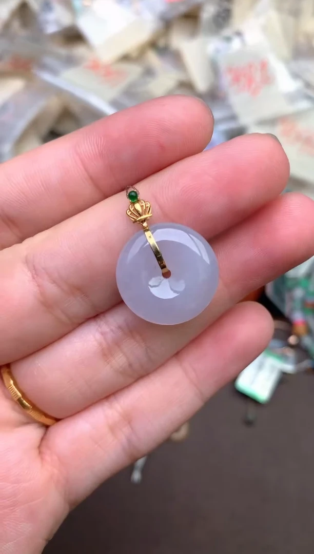 翡翠挂件18K金镶嵌—