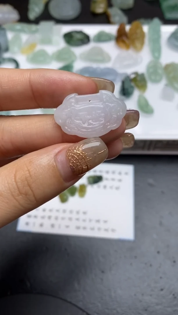 【闪购商品】定制翡翠未镶嵌翡翠毛货~