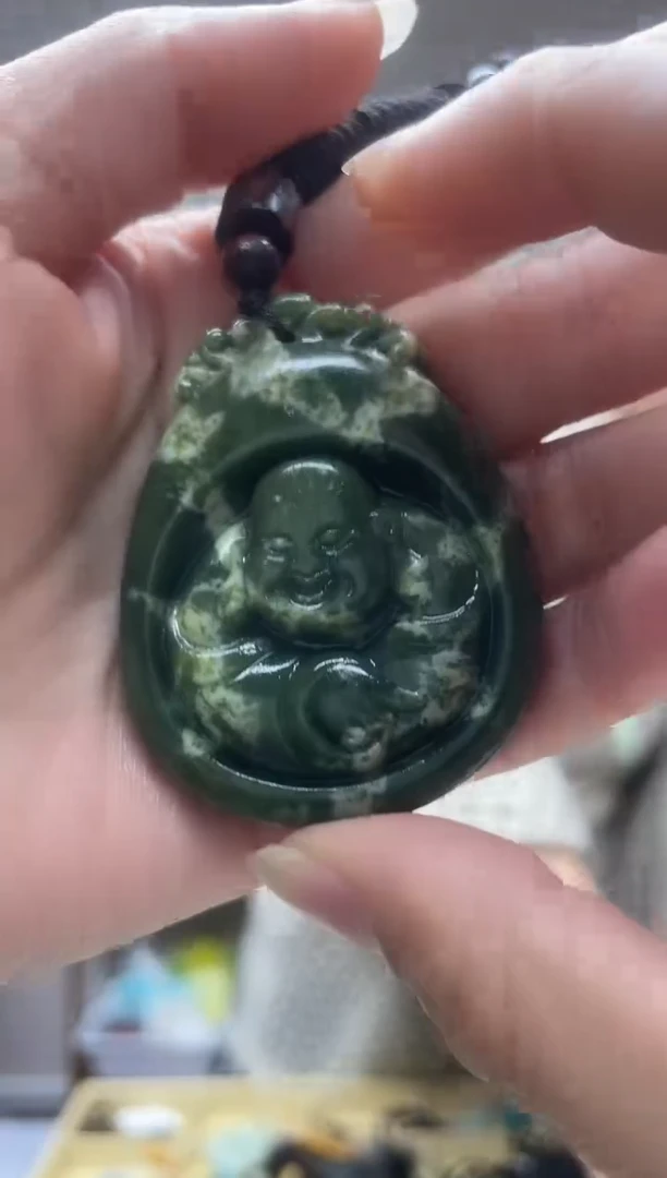 未镶嵌岫玉吊坠·