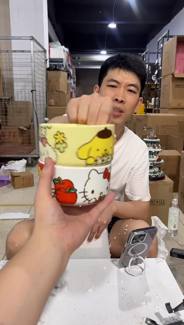 瓷片白色kt猫碗加布丁狗碗