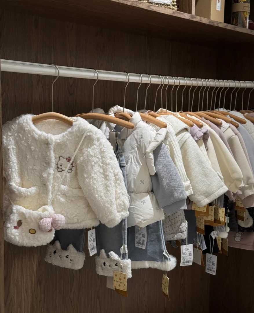 【131】实体品牌童装冬款加厚毛毛衣外套-卡其2596