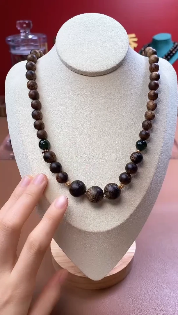 未镶嵌沉香手串沉水芽庄黄棋楠瘤疤+芽庄白棋楠设计