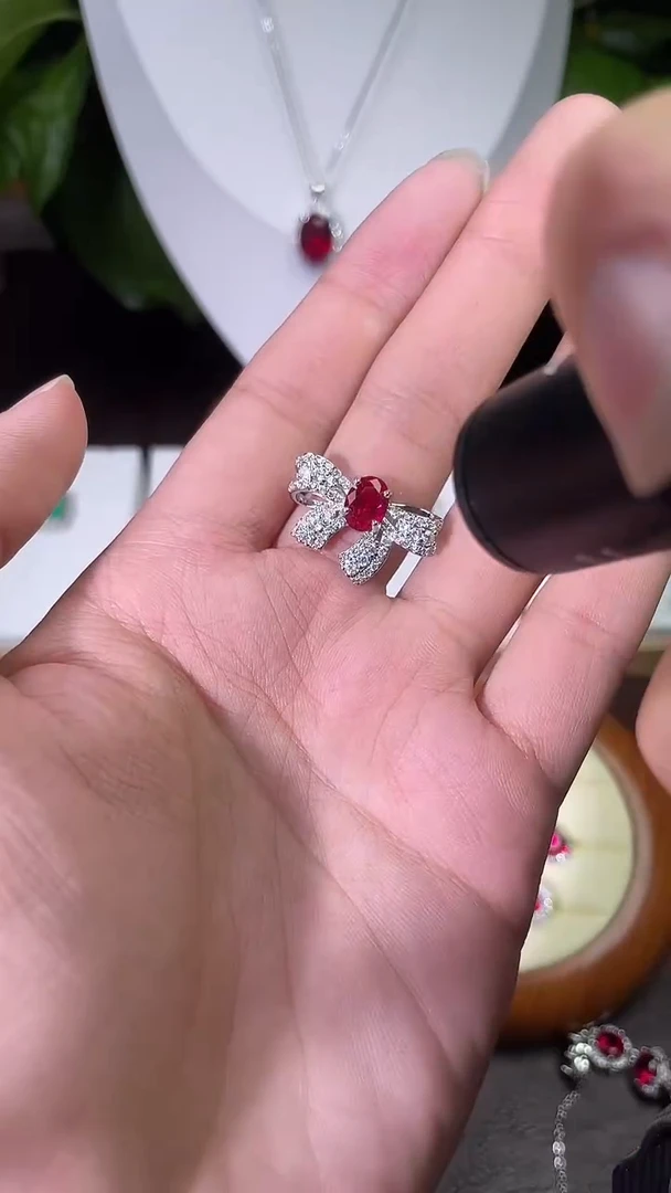 合金合成钻石红宝戒指