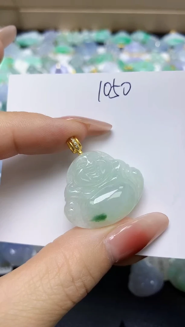 翡翠未镶嵌颈饰 天然缅甸翡翠A货