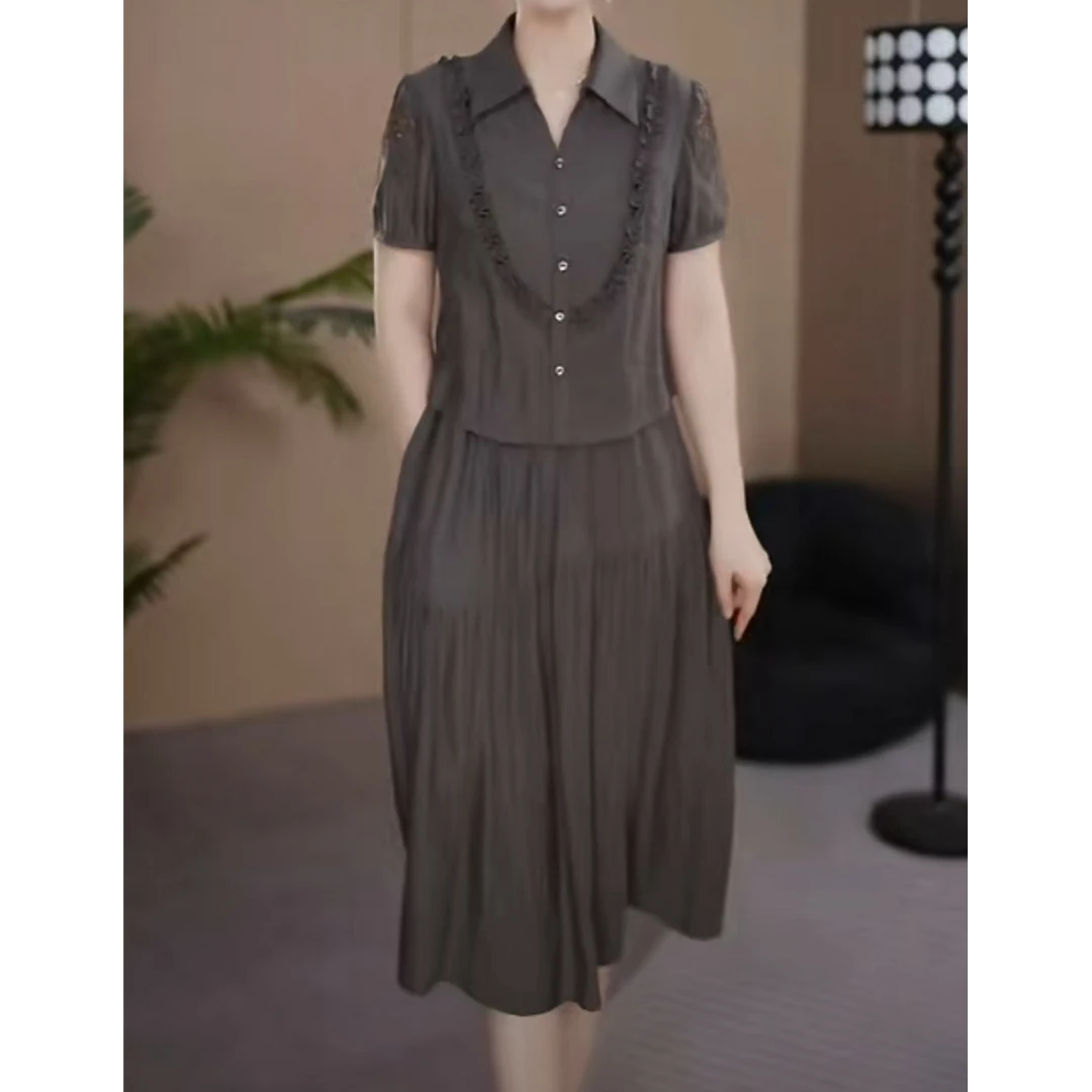 妈妈夏装连衣裙洋气高贵中年妇女2025新款50岁中老年气质假两件裙