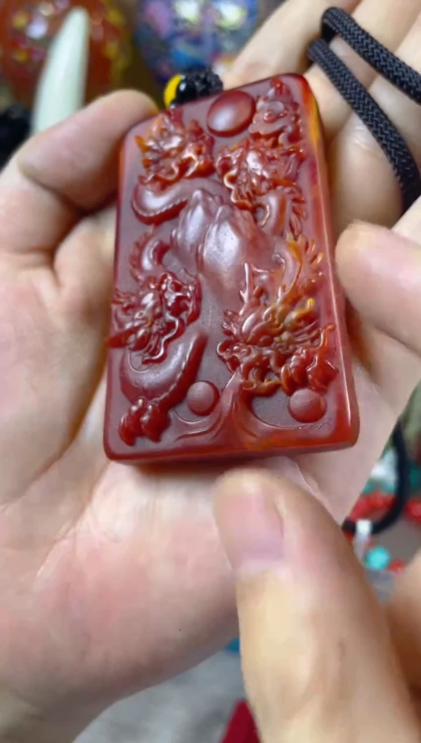 木-------------龙，九龙