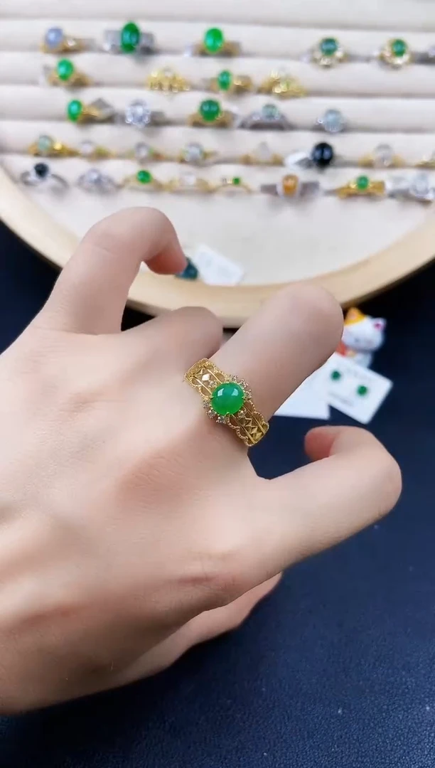 翡翠戒指银S925镶嵌646464