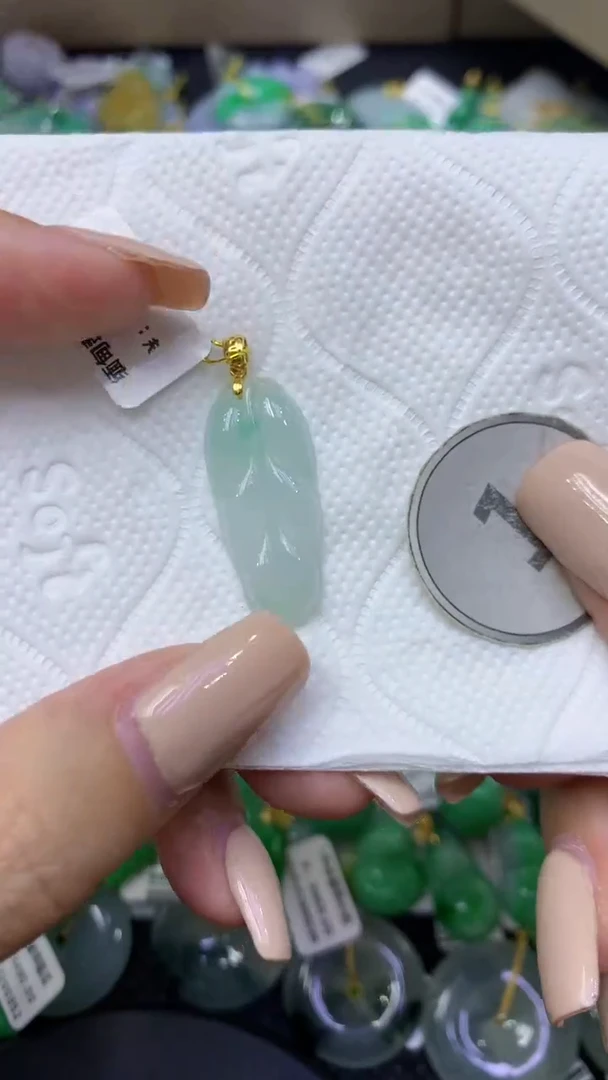 颈饰未镶嵌翡翠天然缅甸翡翠A货