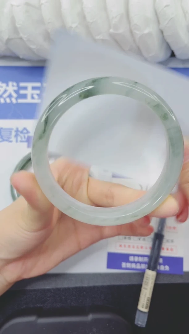 石英质玉手镯未镶嵌239-65