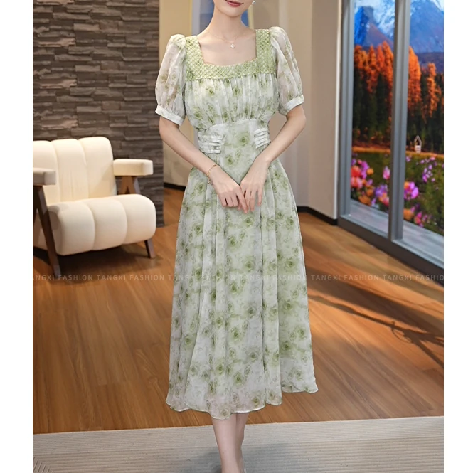 现货2025夏季新款【7188】小众设计女装薄荷绿度假风碎花方领连衣裙