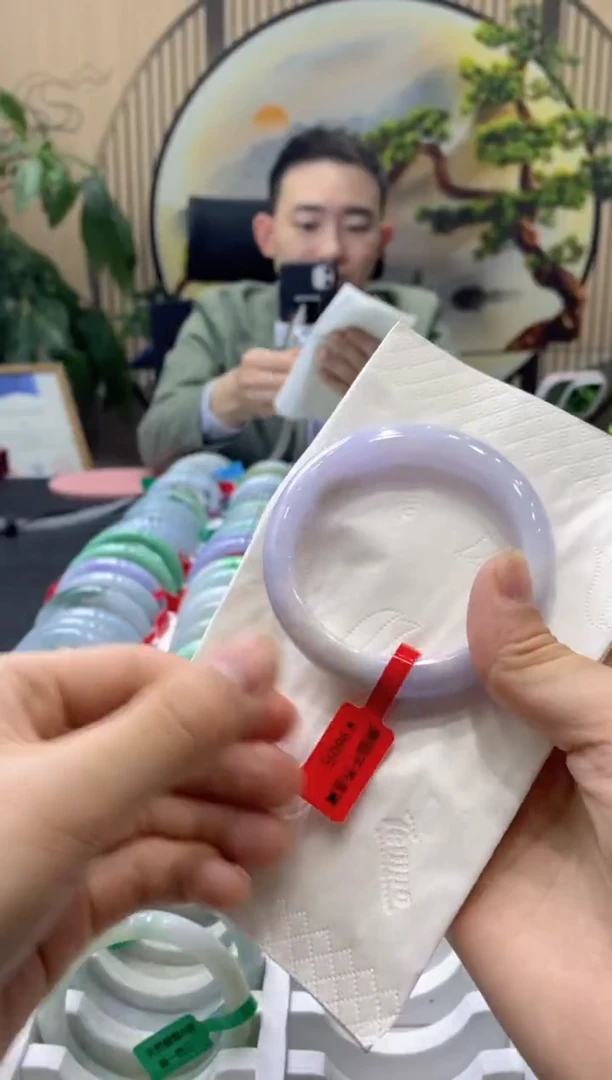 【闪购商品】翡翠手镯未镶嵌0000014427